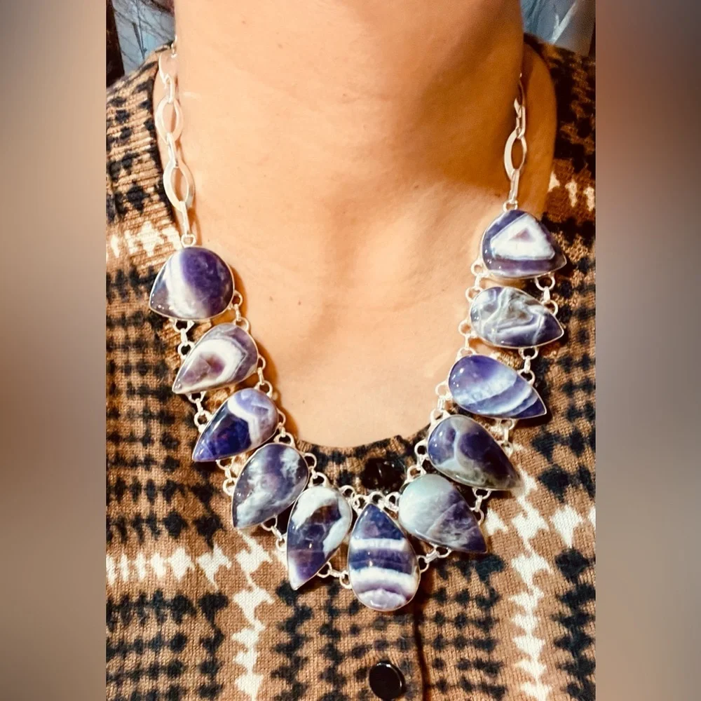 Beautiful Almond Shape Chevron Amethyst Necklace - Picture 11 of 12